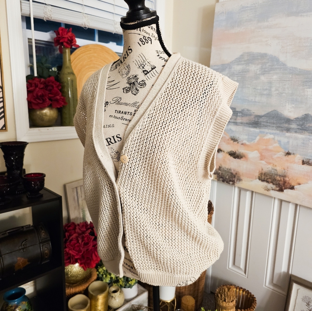 Vintage Brownstone Studio Knitted Sleeveless Vest | Size L | Cream